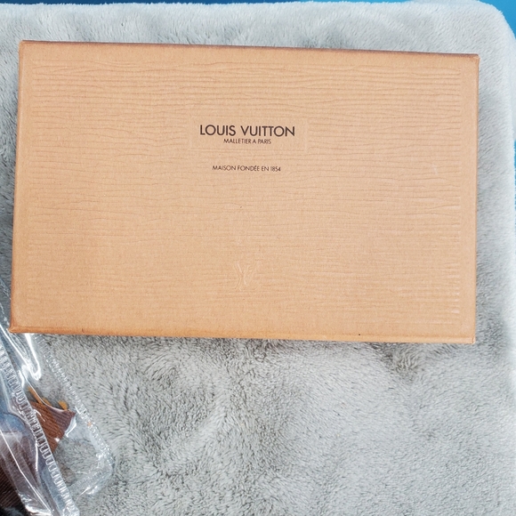 Louis Vuitton lock & key #309 full inclusion - Picture 10 of 12